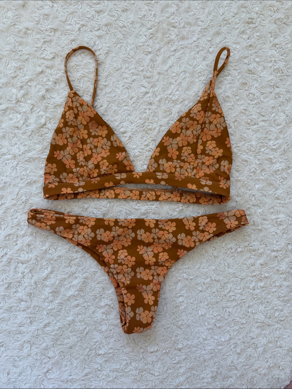 BENOA Swim Set Large Flower Lei